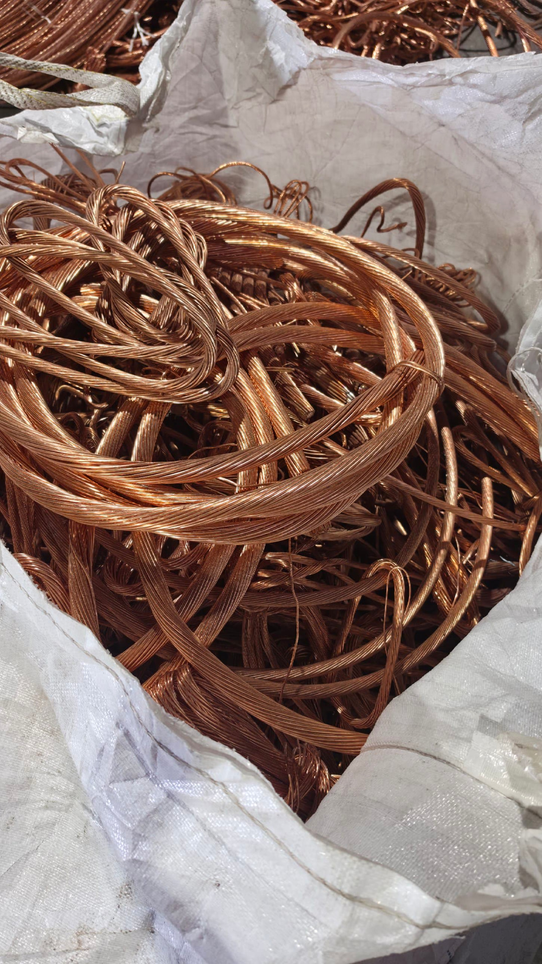 Cobre brillante — MRV Monterrey